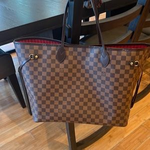 Authentic LV Damier NF GM